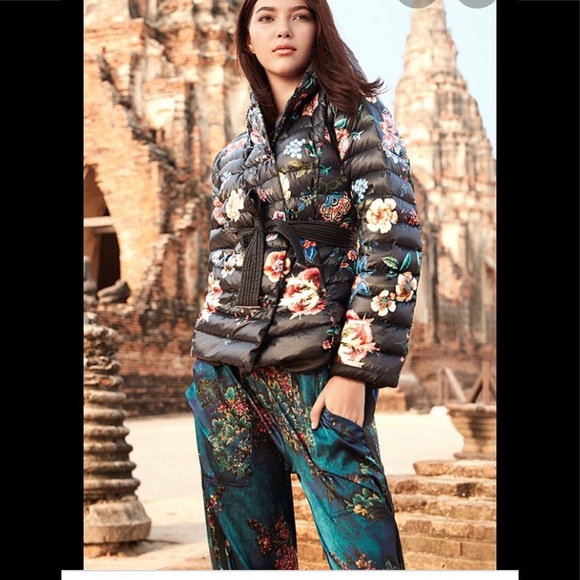 Reversible Vanka Parka Puffer Jacket 